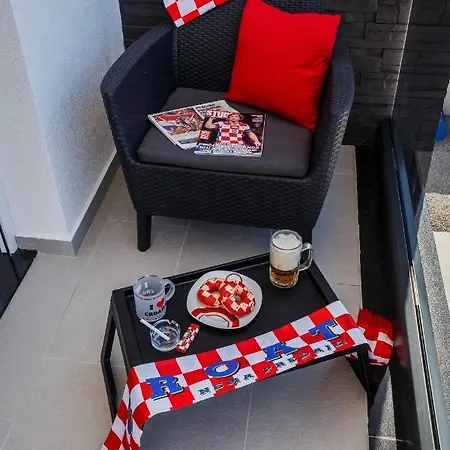 Morena Villa