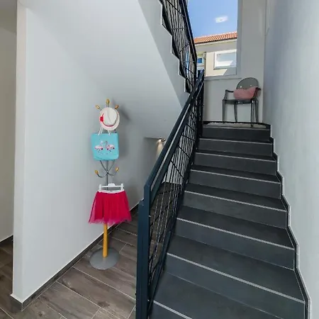 Morena Villa Kastela