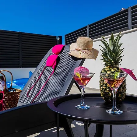 Morena فيلة Kaštela